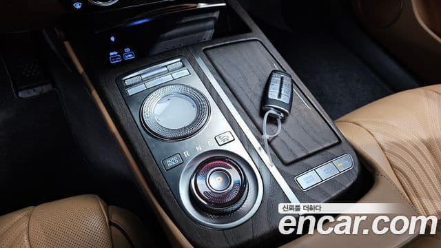 Genesis Electrified G80 2020 — фото 9 из 20