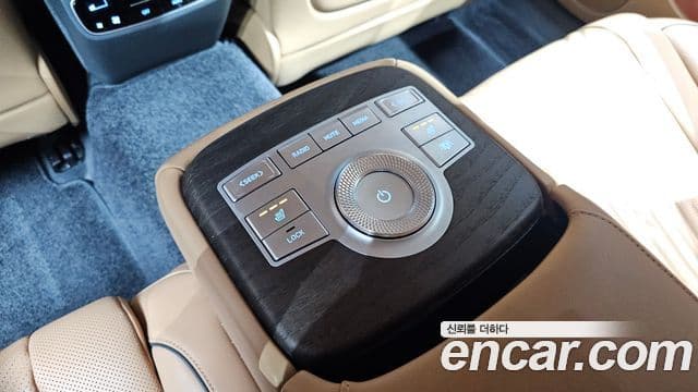 Genesis Electrified G80 2020 — ფოტო 19/20