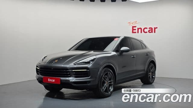 Porsche Cayenne 2021 — ფოტო 1/20