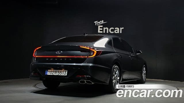 Hyundai Sonata 2022 — ფოტო 2/20