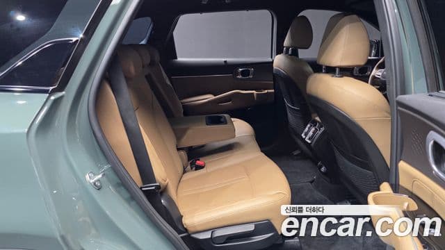 Kia Sorento 2023 — Photo 11/20