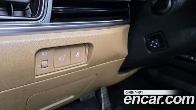 Kia Sorento 2023 — Photo 2/20