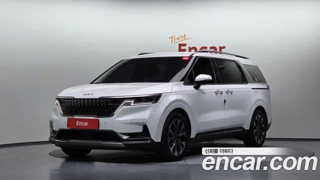 Kia Carnival 2022 — Фото 1/20