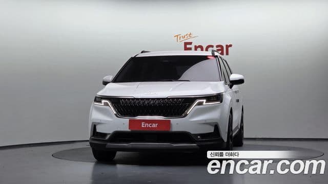 Kia Carnival 2022 — Фото 3/20