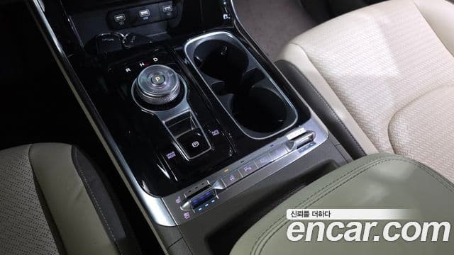 Kia Carnival 2022 — Фото 9/20