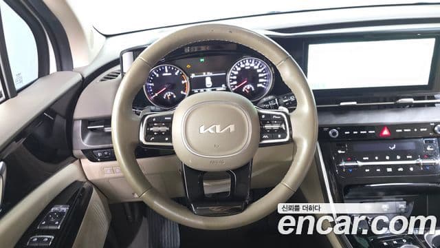 Kia Carnival 2022 — Фото 13/20
