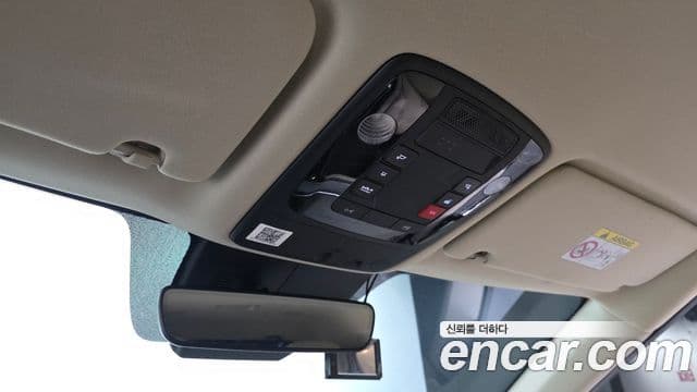 Kia Carnival 2022 — Фото 18/20
