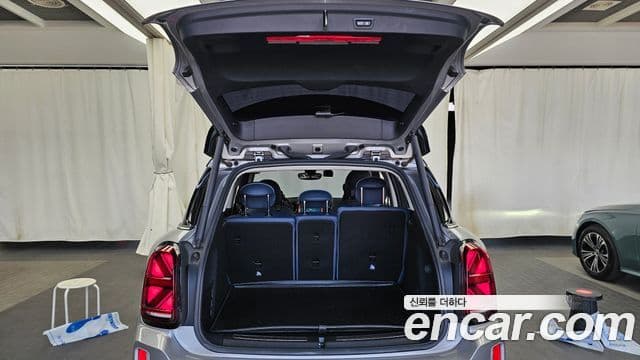 Mini Cooper S Countryman 2023 — фото 20 из 20