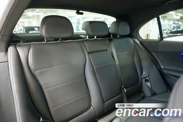 Mercedes-Benz C-Class 2024 — Фото 12/20