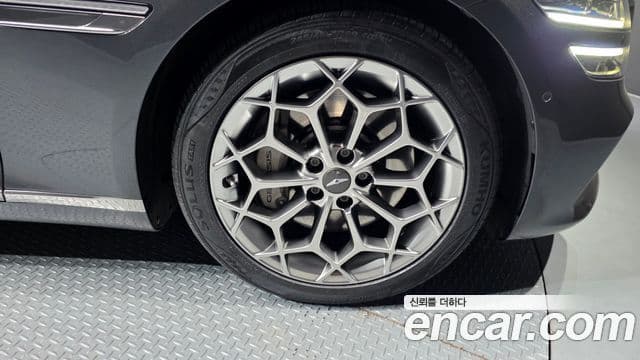 Genesis Electrified G80 2021 — ფოტო 5/20