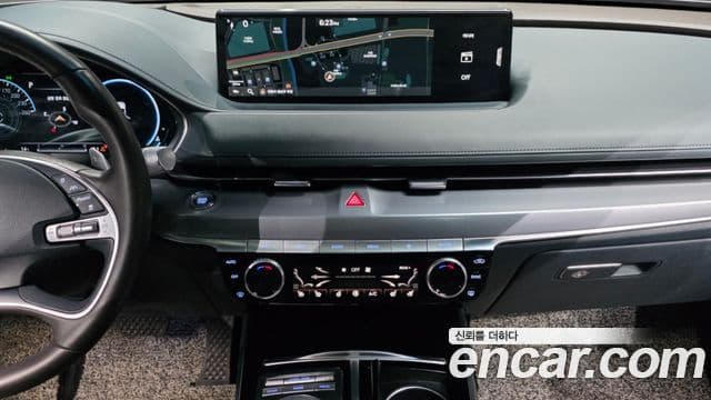Genesis Electrified G80 2021 — ფოტო 14/20
