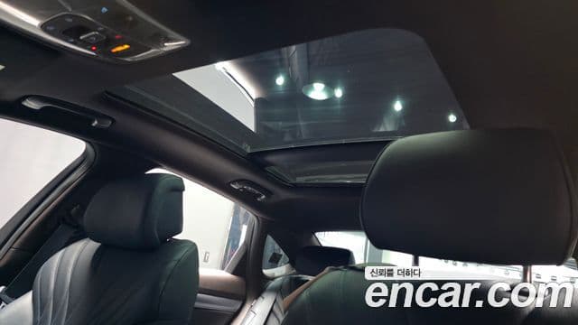 Genesis Electrified G80 2021 — ფოტო 18/20