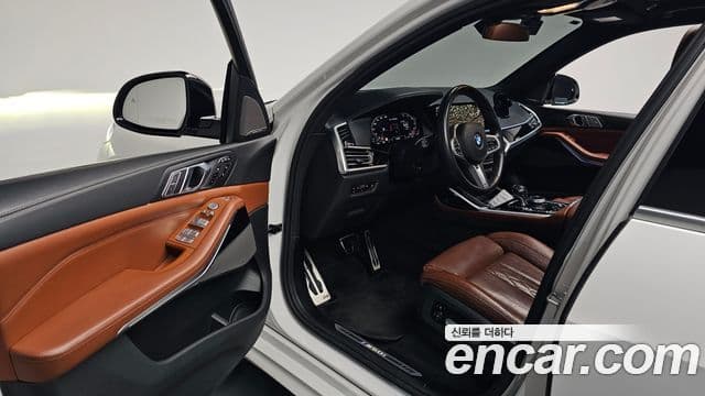 BMW X7 2022 — Şəkil 11/20