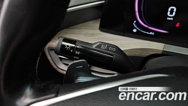 Kia K8 2021 — Şəkil 17/20