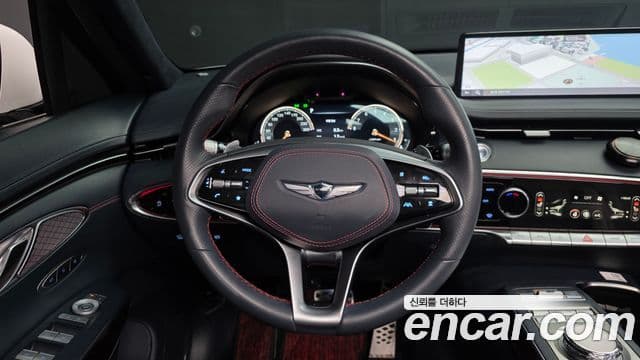 Genesis GV70 2021 — ფოტო 13/20