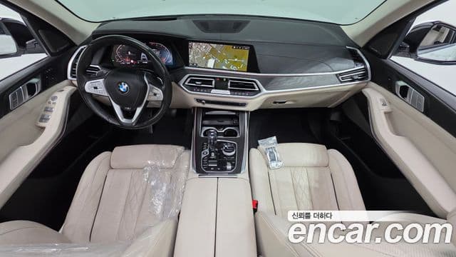 BMW X7 2021 — ფოტო 7/20