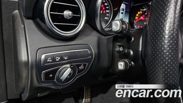 Mercedes-Benz GLC-Class 2019 — Фото 17/19