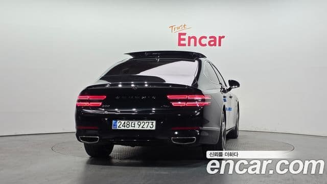 Genesis Electrified G80 2022 — ფოტო 3/20