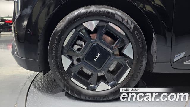 Kia Carnival 2024 — ფოტო 5/20