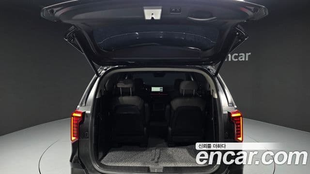 Kia Carnival 2024 — ფოტო 20/20