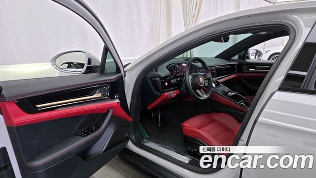 Porsche Panamera 2025 — Şəkil 10/20