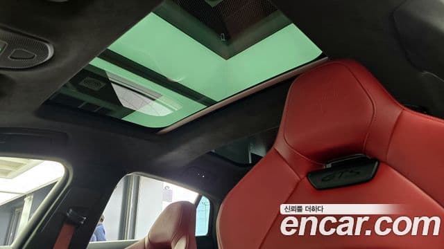 Porsche Panamera 2025 — Şəkil 17/20