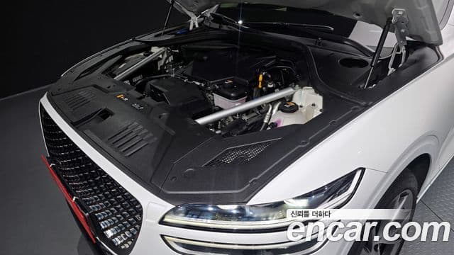 Genesis GV70 2023 — ფოტო 5/20