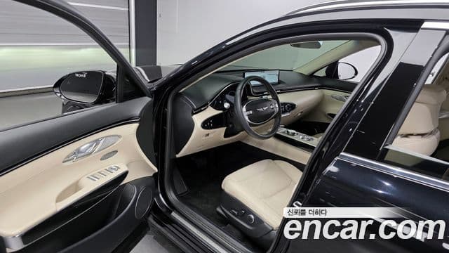 Genesis GV70 2023 — Şəkil 10/20