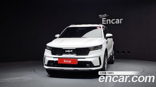 Kia Sorento 2023 — ფოტო 3/20