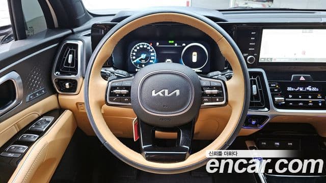 Kia Sorento 2023 — ფოტო 13/20