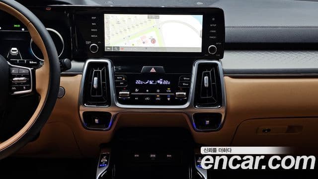 Kia Sorento 2023 — ფოტო 19/20