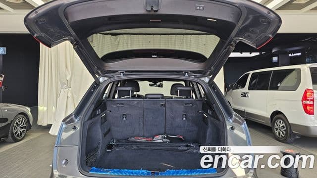 Audi Q5 2020 — Şəkil 20/20