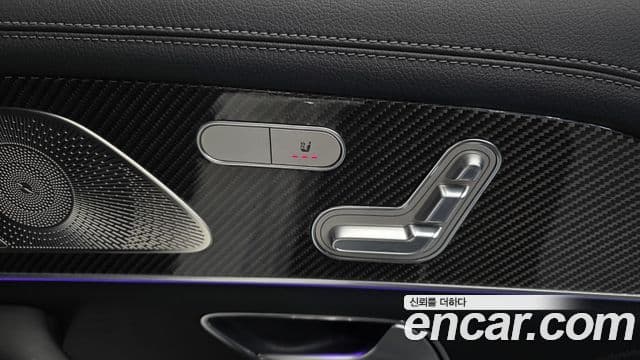 Mercedes-Benz GLE-Class 2023 — ფოტო 19/20