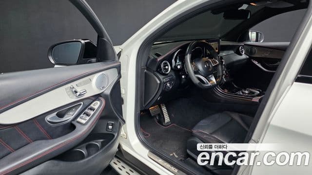 Mercedes-Benz GLC-Class 2018 — Şəkil 10/20