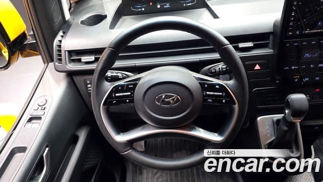 Hyundai Staria 2023 — фото 13 из 20