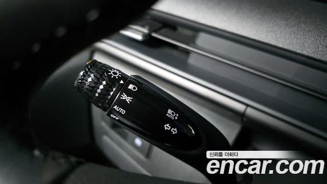 Hyundai Staria 2023 — ფოტო 20/20