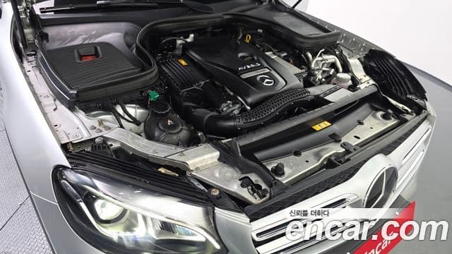 Mercedes-Benz GLC-Class 2019 — ფოტო 17/20
