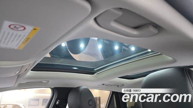 Mercedes-Benz GLC-Class 2019 — ფოტო 2/20