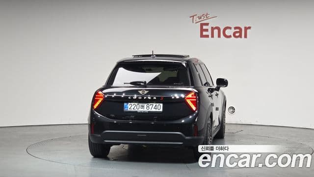 Mini Cooper S 2025 — ფოტო 4/20