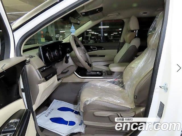 Kia Carnival 2021 — Şəkil 6/20