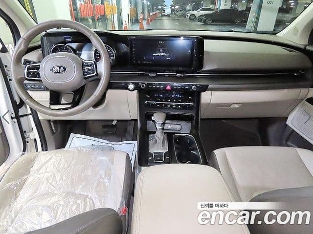 Kia Carnival 2021 — Şəkil 10/20