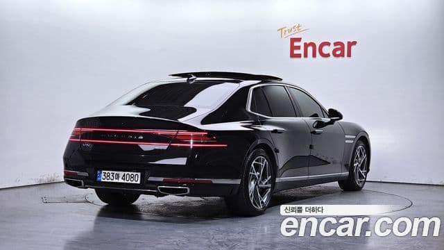 Genesis G90 2022 — Şəkil 2/20