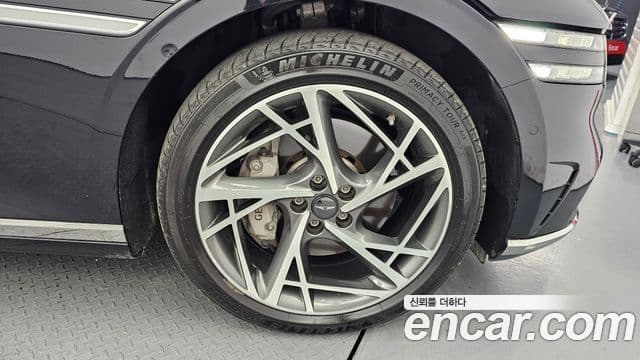 Genesis G90 2022 — Şəkil 5/20