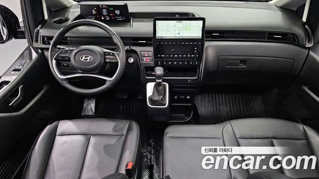 Hyundai Staria 2024 — Фото 7/20
