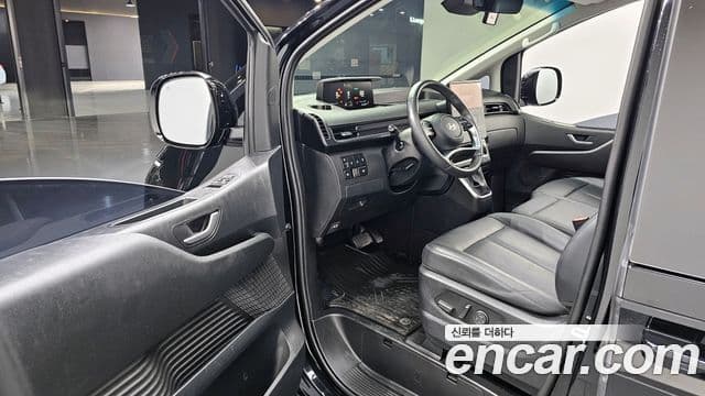 Hyundai Staria 2024 — Фото 11/20