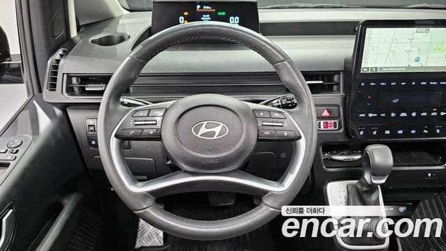 Hyundai Staria 2024 — Фото 13/20