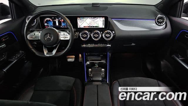 Mercedes-Benz GLA-Class 2020 — Şəkil 7/20
