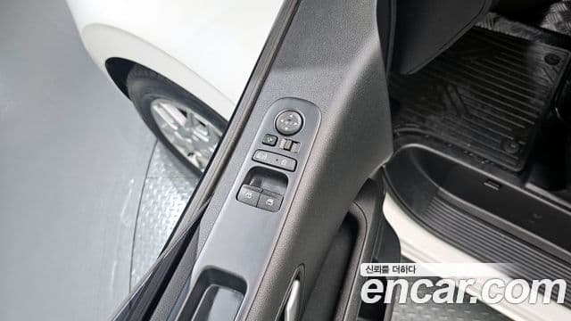 Hyundai Staria 2021 — Şəkil 17/20
