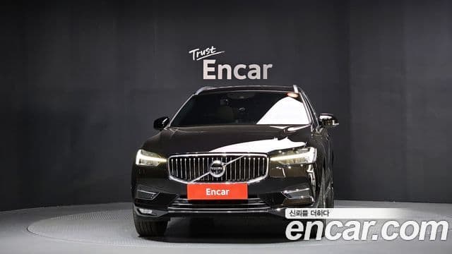 Volvo XC60 2021 — Şəkil 3/20