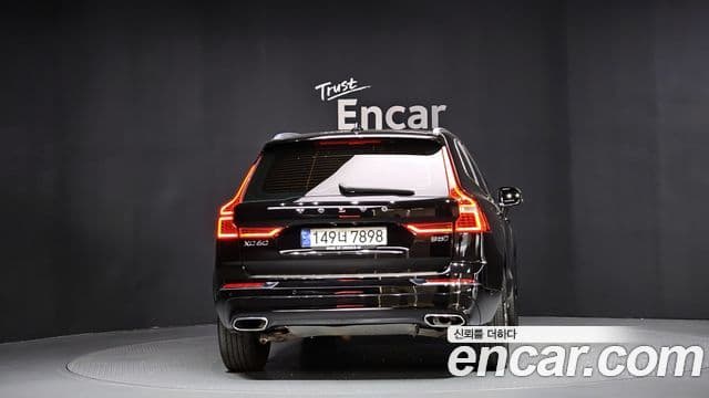 Volvo XC60 2021 — Şəkil 4/20